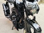 TVS Apache RTR 160 4V Black exconnect 2022