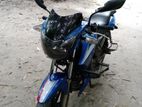 TVS APACHE RTR 150 . 2017