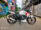 TVS Apache RTR white double disk 2014