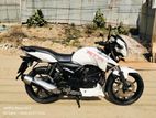 TVS Apache RTR White sd 2017