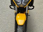 TVS Raider 125 Yellow black 2023