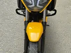 TVS Raider 125 Yellow black 2023