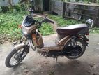 TVS XL 100 2023