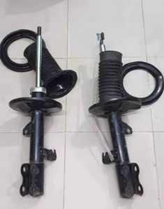 04 recondition front wheel shock absorvers for Sale