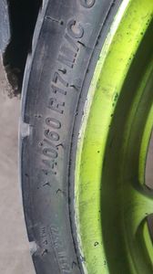 140-60-R17 tire for Sale