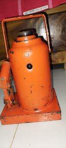 ১৫ টনের জ্যাক বিক্রি হবে for Sale ১৫ টনের জ্যাক বিক্রি হবে for Sale