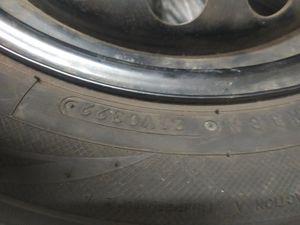 185/60/15 size Japanese tires and rims new condition for Sale