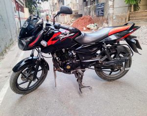 Bajaj Pulsar 150 . 2015 for Sale