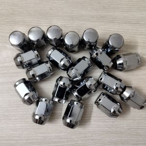 21 Size Toyota Chrome Wheel Lug Nuts for Sale