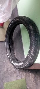 Tyre for sell for Sale