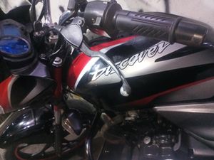 Bajaj Discover 125 Black- Red 2021 for Sale