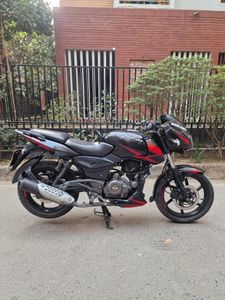 Bajaj Pulsar 150 10 বছরের কাগজ 2020 for Sale