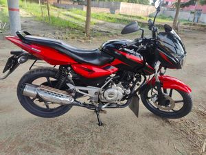 Bajaj Pulsar 150 10বছরের কাগজ 2016 for Sale