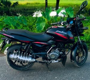 Bajaj Pulsar 150 2017 for Sale