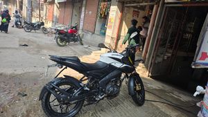 Bajaj Pulsar N 160 সুপার ফ্রেশ কন্ডিশন 2017 for Sale