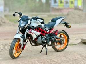 Benelli TNT 150 শোরুম পেপার 2021 for Sale