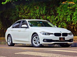 BMW 3 Series 318i 2016 for Sale