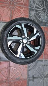 ব্র্যান্ড নিউ মিৎসুবিশি এক্সপান্ডার R 17 রিম সহ চার পিস টায়ার for Sale