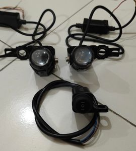 ডুয়েল কালার এলিডি ফগ লাইট একসেট সুইচ সহ কিছু দিন ব্যবহৃত হয়েছে। for Sale