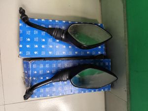 Discover Looking Glass for Sale