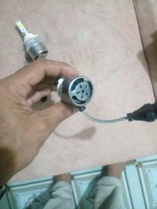 একজোড়া লাইট বিক্রি হবে for Sale একজোড়া লাইট বিক্রি হবে for Sale