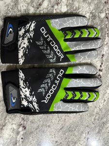 Hand Gloves for Sale