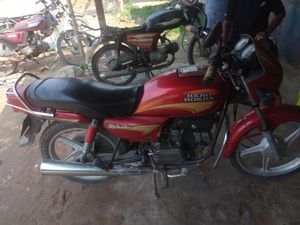 Hero HF Deluxe . 2005 for Sale