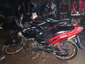 Hero Glamour Black-Red 2011 for Sale