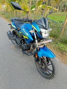 Hero Hunk 150R . 2023 for Sale Hero Hunk 150R . 2023 for Sale