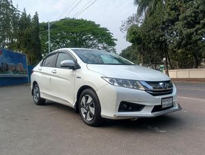 Honda Grace 2016 for Sale