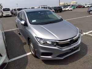 Honda Grace DX Hybrid 2020 for Sale