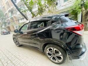 Honda Vezel 2015 for Sale