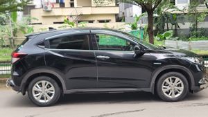 Honda Vezel Z, Hybrid 2017 for Sale
