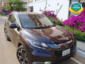 Honda Vezel Z package 2015 for Sale