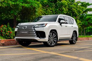 Lexus LX 600 -3.5L Twin-turbo v6 2023 for Sale