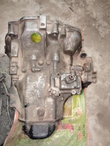 মারুতি সুজুকি ওয়াগন আর গাড়ির গিয়ার বক্স for Sale