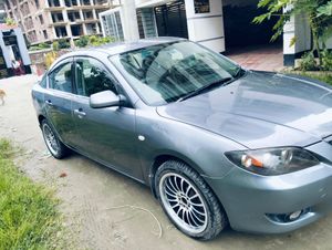 Mazda Axela family use 2005 for Sale