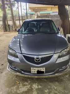 Mazda Axela gray 2005 for Sale