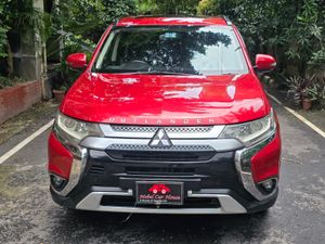 Mitsubishi Outlandar Sunroof 2015 for Sale