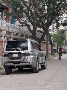 Mitsubishi Pajero V93 2006 for Sale