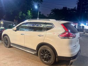 Nissan X-Trail SUNROOF JAPANESE 2016 for Sale