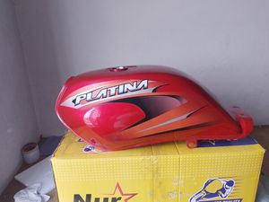 ফুয়েল ট্যাংক প্লাটিনা ১০০ সিসি লাল কালার for Sale