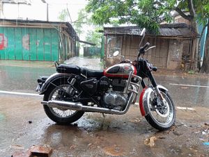 Royal Enfield Classic 350 2025 crome for Sale