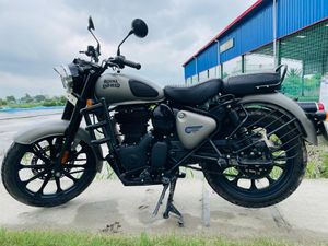 Royal Enfield Classic 350 . 2025 for Sale