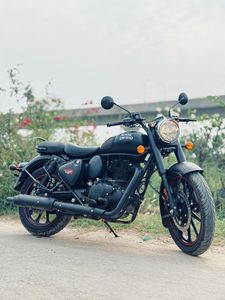 Royal Enfield Classic 350 black 2025 for Sale