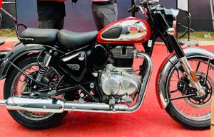 Royal Enfield Classic 350 Chrome Red 2025 for Sale