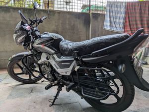Runner Royal Plus V2 2023 for Sale