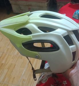 সাইকেলের হেলমেট বিক্রি করা হবে for Sale