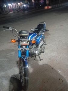 Suzuki motorbike 1999 for Sale