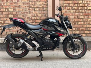 Suzuki Gixxer ১০ বছরের কাগজ 2022 for Sale